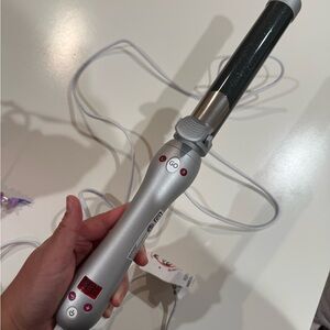 Beachwaver Pro Curling iron 1.25 inch